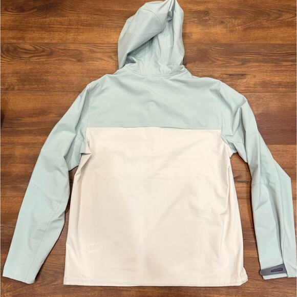 Vineyard Vines Harbor Half-Zip Hooded Windbreaker in Beige / Green Size Medium - Picture 8 of 12